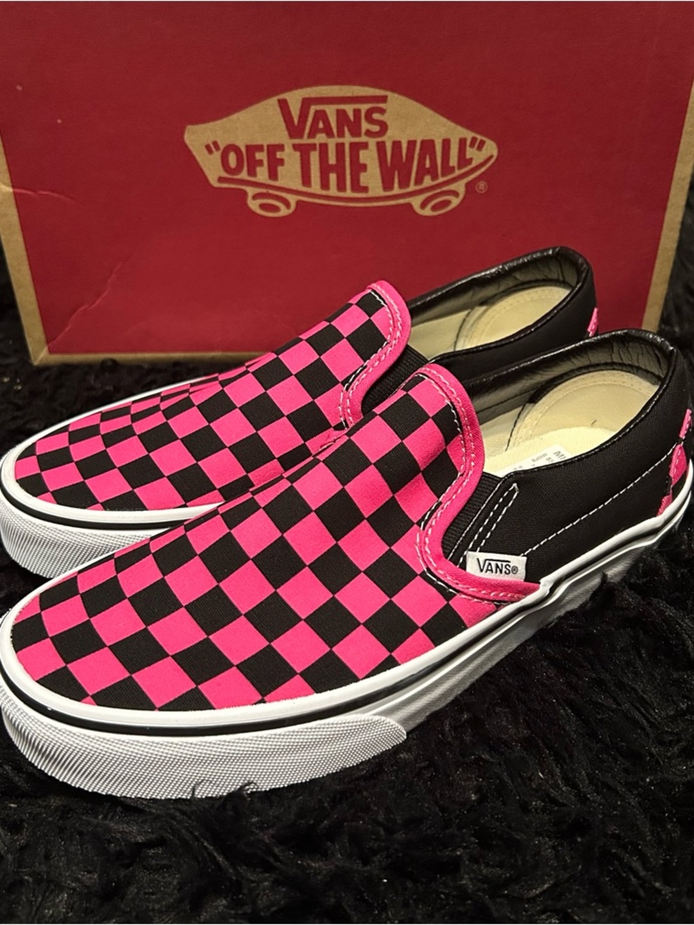 VANS checkerboard pink black slip on shoes sneakers women’s 7.5 new - Picture 2 of 7